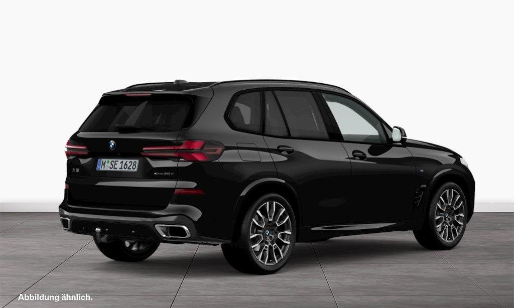 BMW X5 2025 г. Чёрный, пробег 27031 км