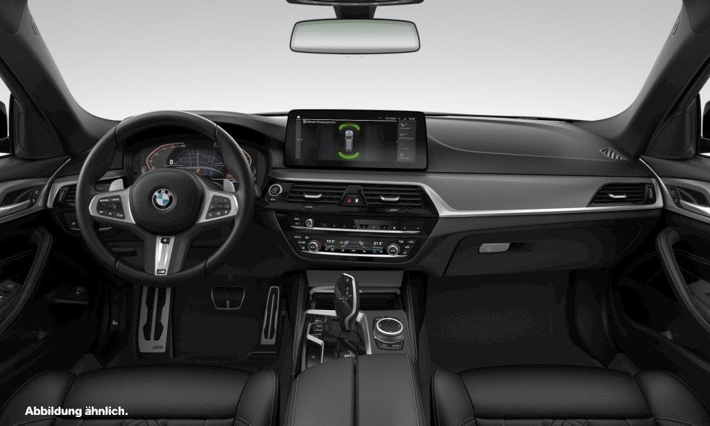 BMW 530 2022 г. Чёрный, пробег 56062 км