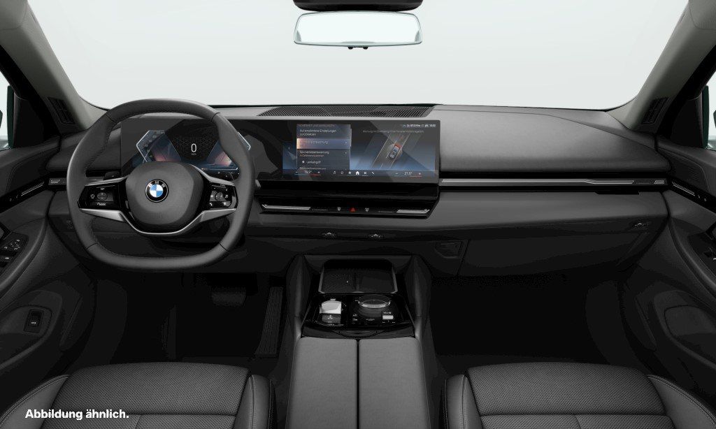BMW 520 2024 г. Чёрный, пробег 55885 км