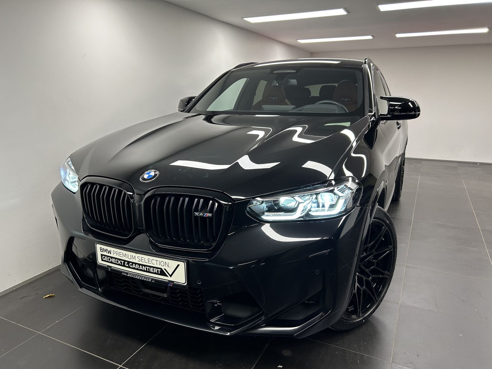 BMW X4 M 2025 г. Чёрный, пробег 24894 км