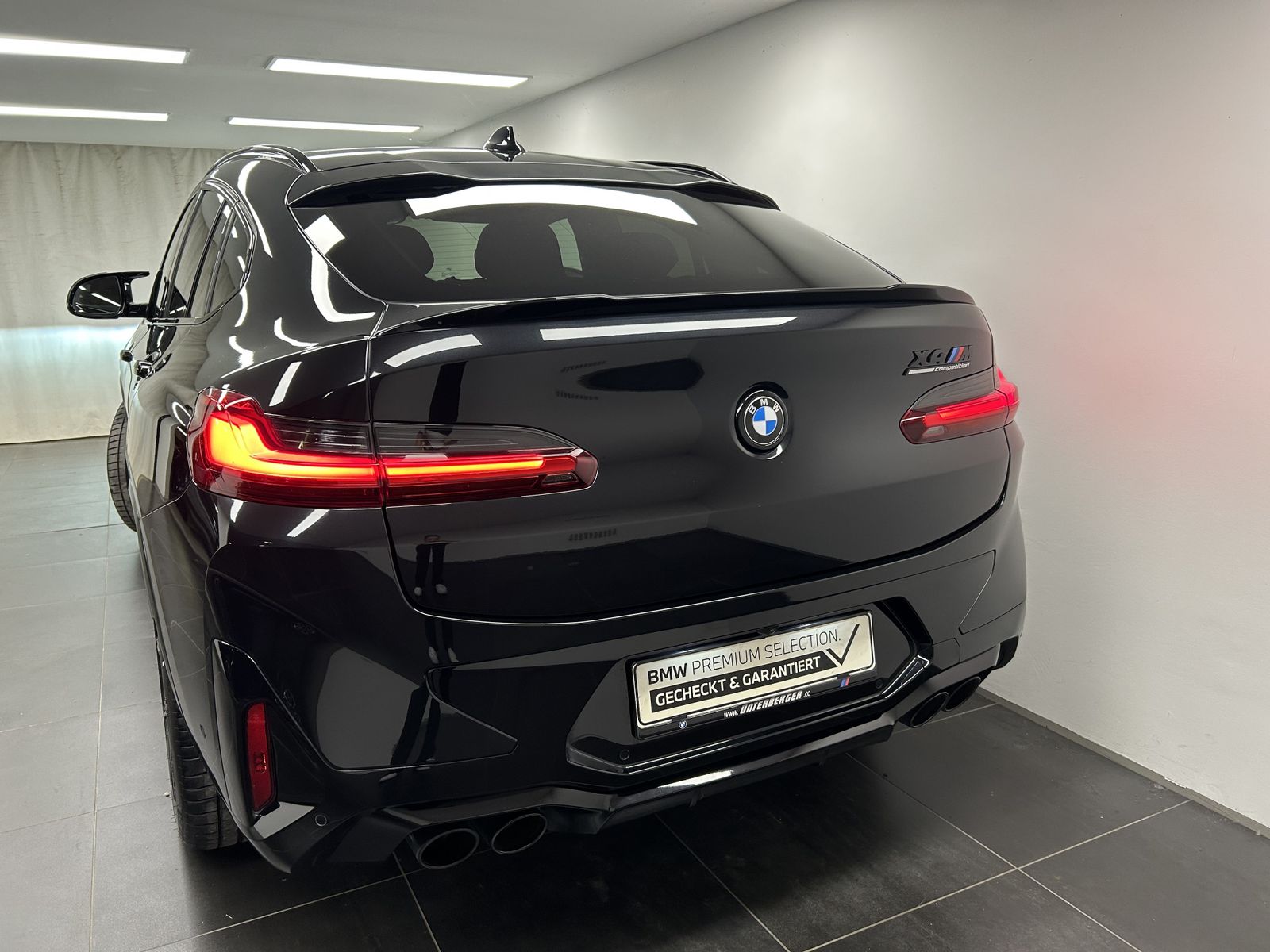 BMW X4 M 2025 г. Чёрный, пробег 24894 км