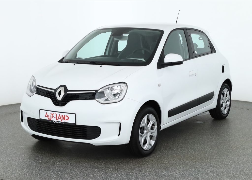 Renault Twingo 2022 г. Белый, пробег 43317 км