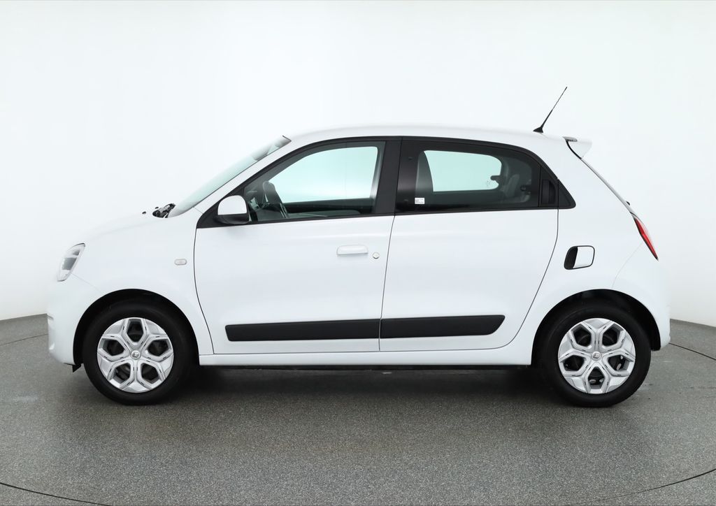Renault Twingo 2022 г. Белый, пробег 43317 км