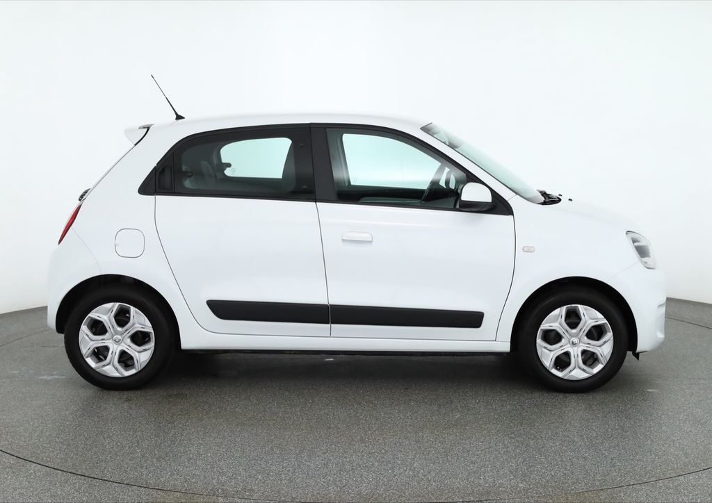 Renault Twingo 2022 г. Белый, пробег 43317 км