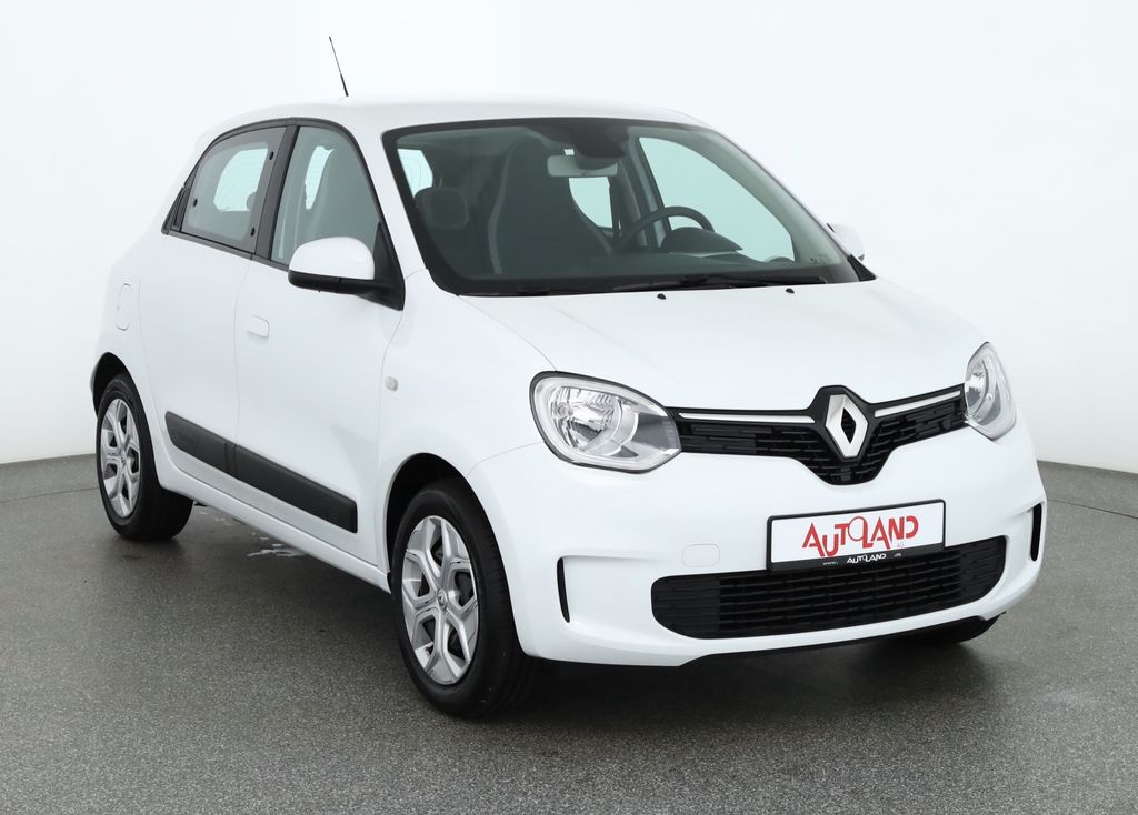 Renault Twingo 2022 г. Белый, пробег 43317 км