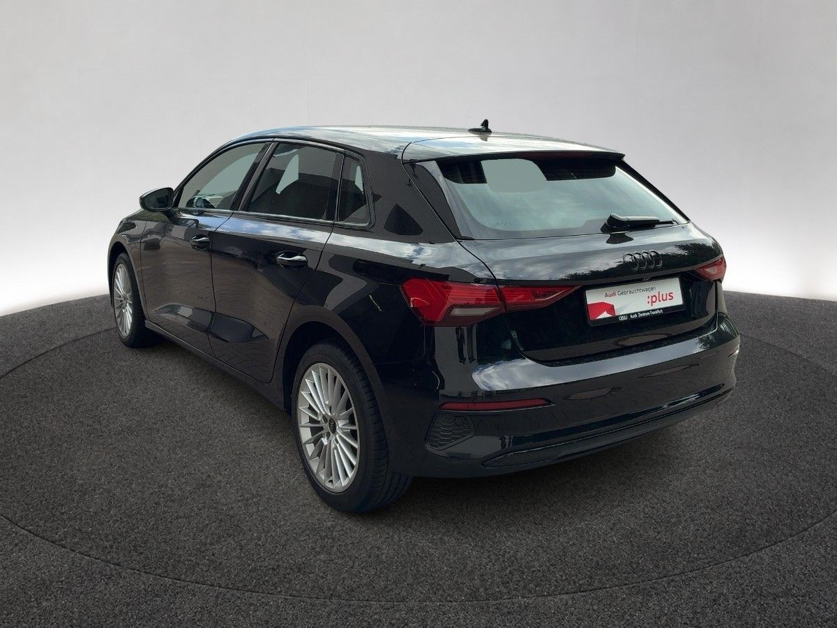 Audi A3 2023 г. Чёрный, пробег 49848 км