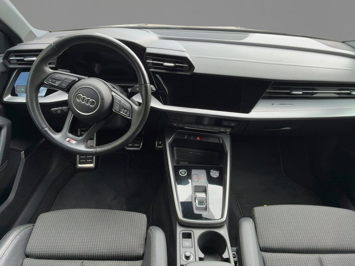 Audi A3 2023 г. Чёрный, пробег 49848 км