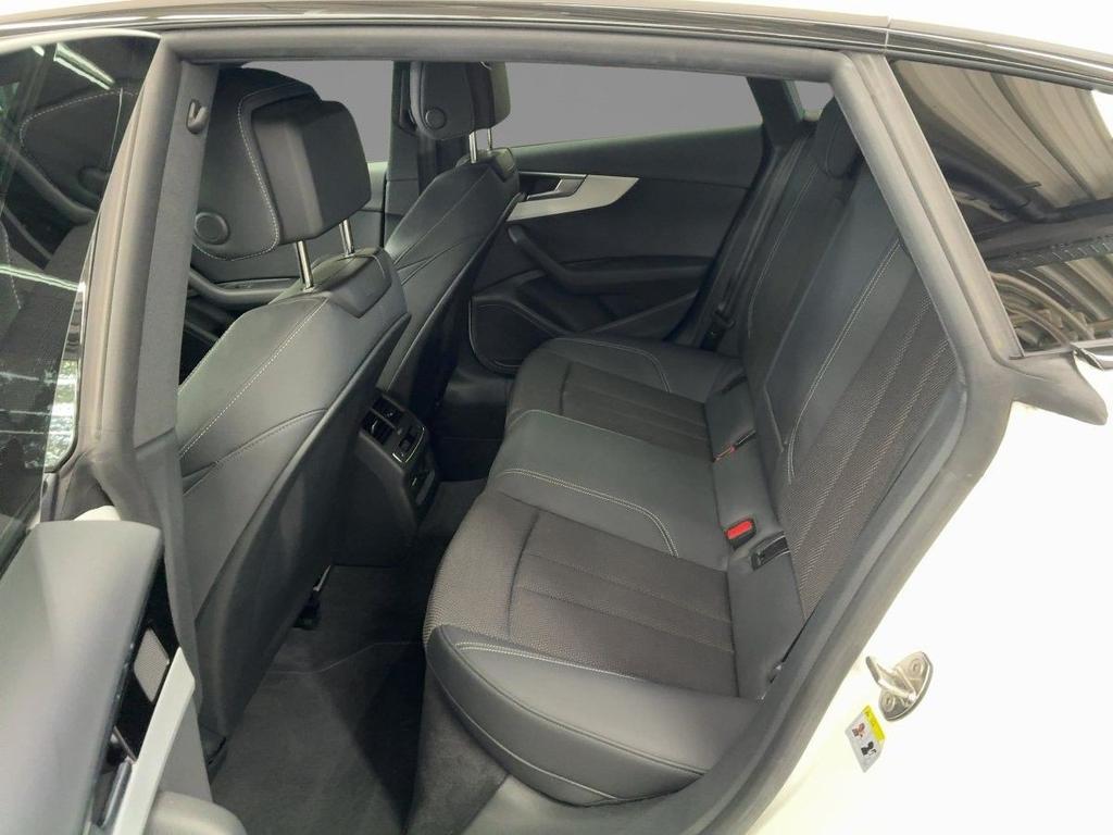 Audi A5 2023 г. Белый, пробег 47281 км