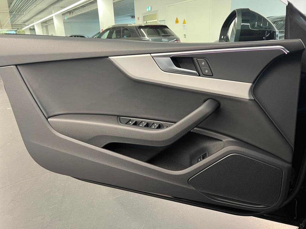 Audi A5 2022 г. Чёрный, пробег 48528 км