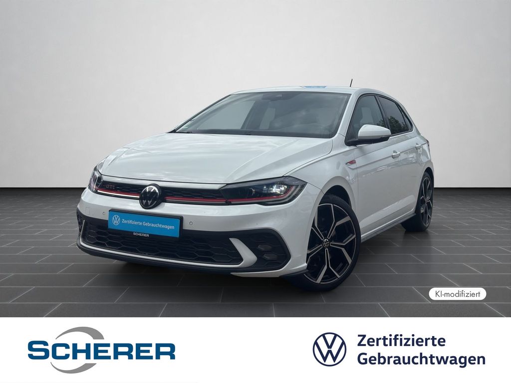 Volkswagen Polo 2023 г. Белый, пробег 33350 км