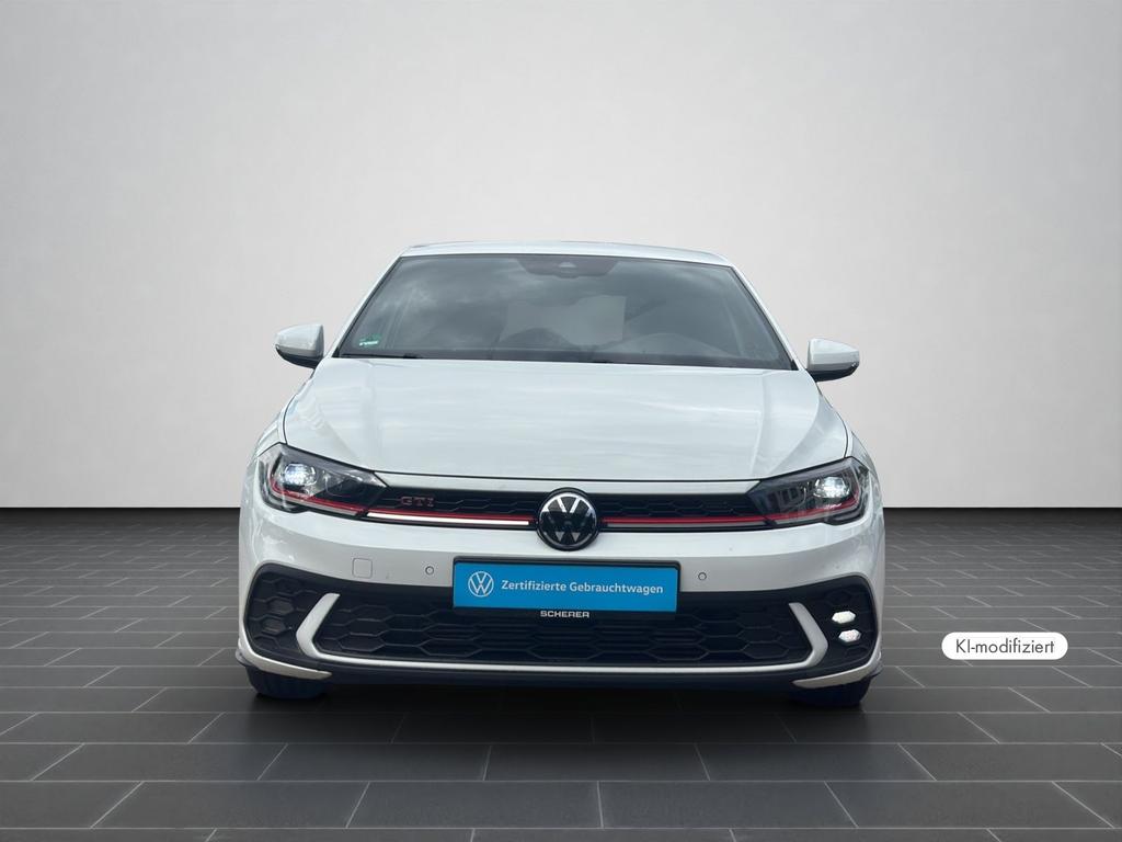 Volkswagen Polo 2023 г. Белый, пробег 33350 км