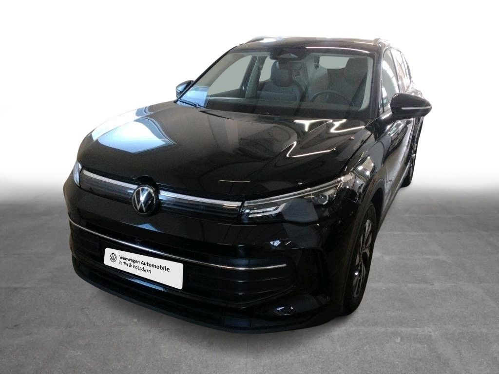 Volkswagen Tiguan 2025 г. Чёрный, пробег 41449 км