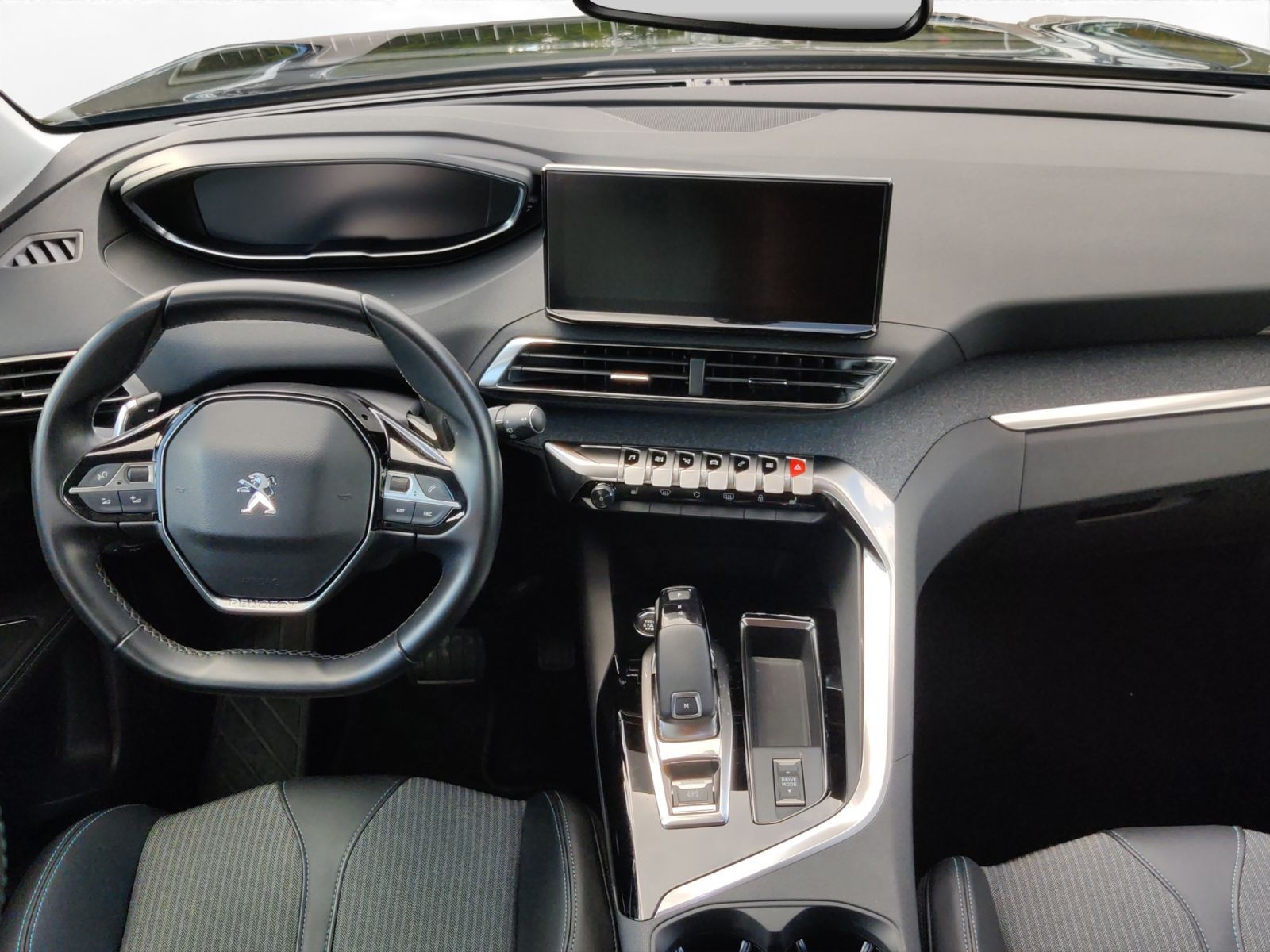 Peugeot 3008 2022 г. Чёрный, пробег 53850 км
