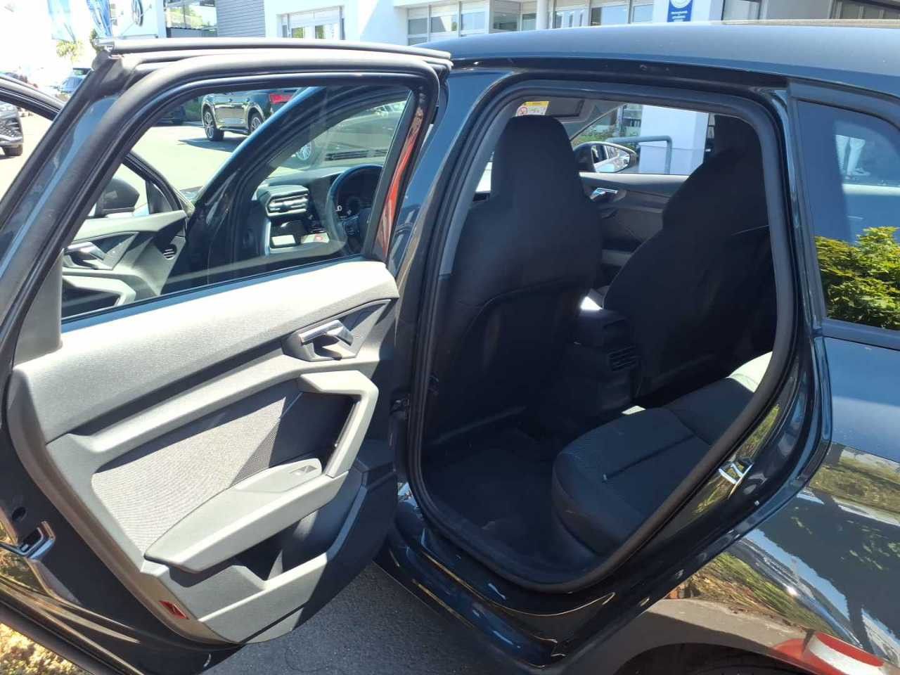 Audi A3 2023 г. Серый, пробег 59356 км
