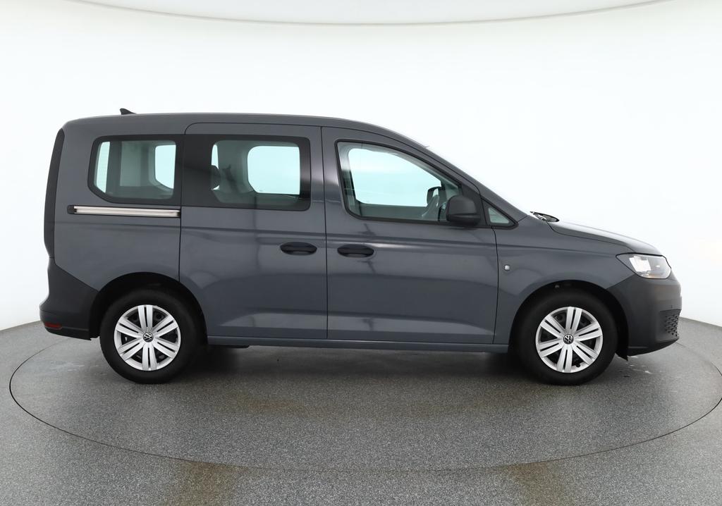 Volkswagen Caddy 2022 г. Серый, пробег 26788 км
