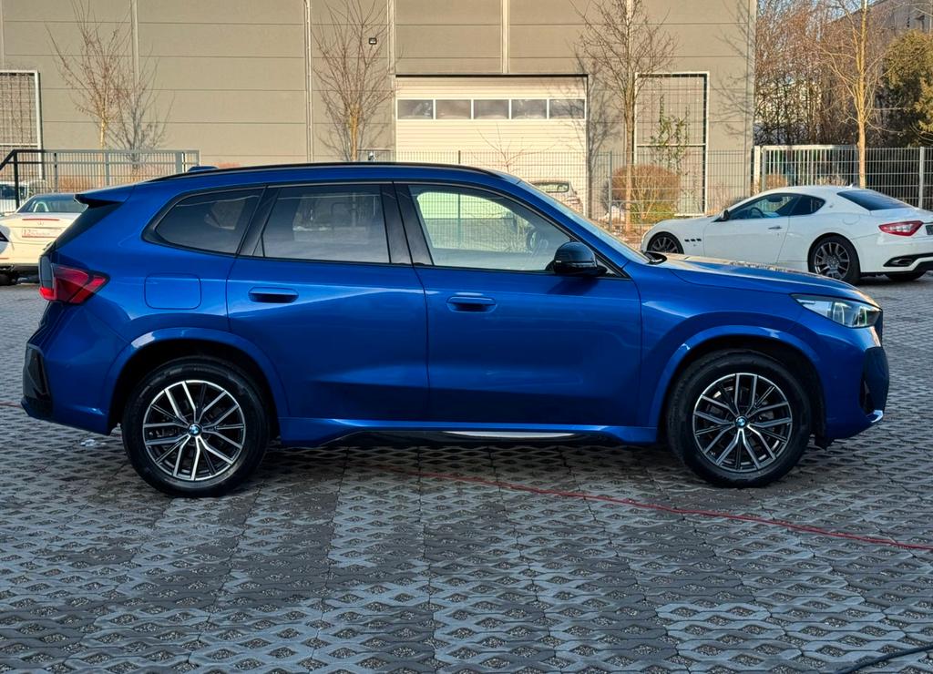BMW X1 2024 г. Синий, пробег 52102 км