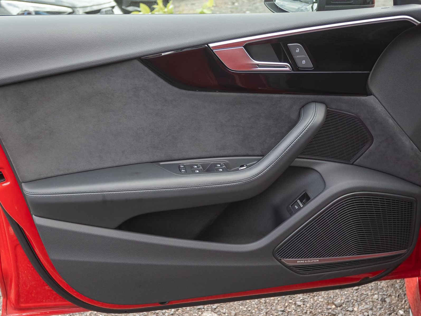 Audi RS5 2024 г. Красный, пробег 22170 км