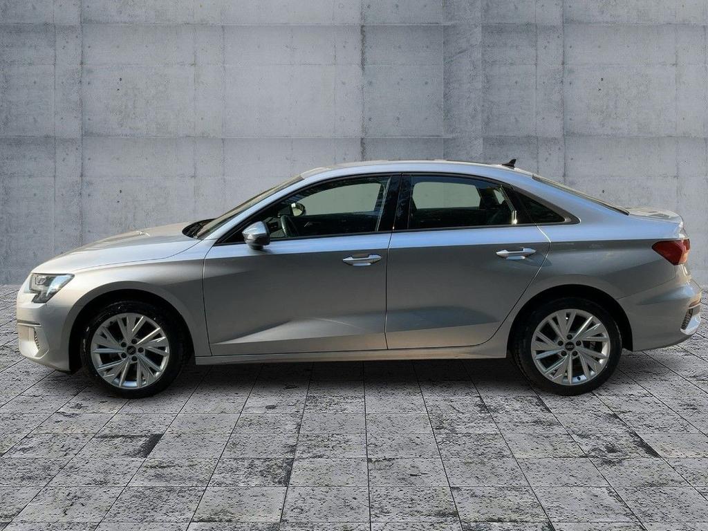 Audi A3 2022 г. Серебристый, пробег 46995 км