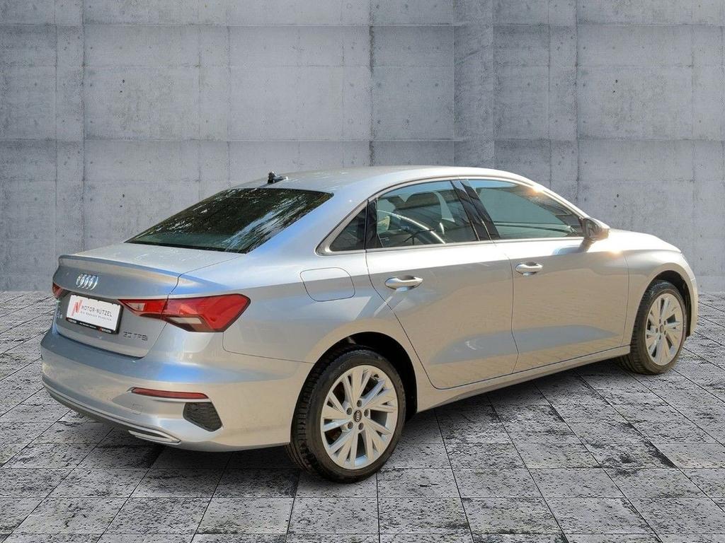 Audi A3 2022 г. Серебристый, пробег 46995 км