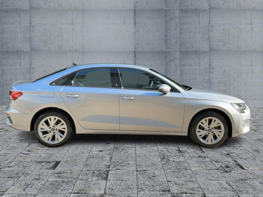 Audi A3 2022 г. Серебристый, пробег 46995 км