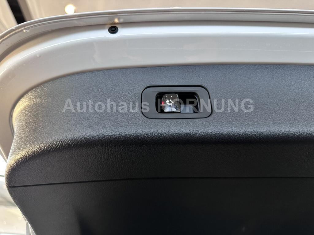 Mercedes-Benz GLC 200 2026 г. Белый, пробег 8100 км