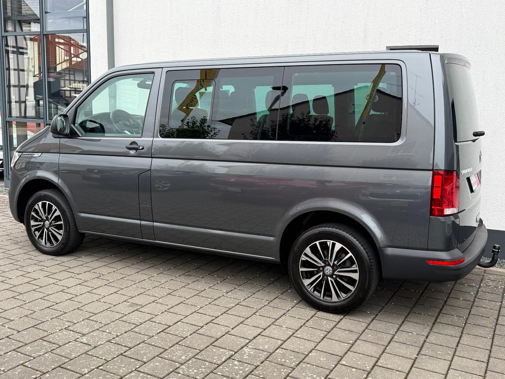 Volkswagen T6 CARAVELLE 2023 г. Серый, пробег 37998 км