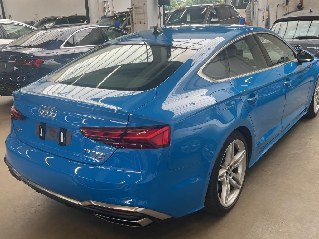 Audi A5 2022 г. Синий, пробег 21266 км