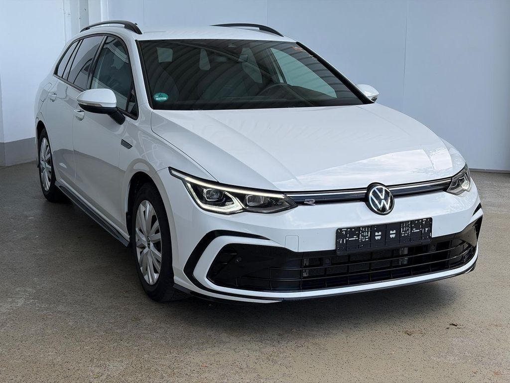 Volkswagen Golf 2022 г. Белый, пробег 56556 км