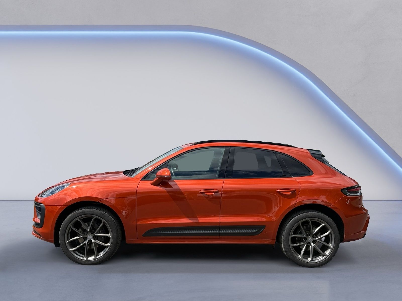 Porsche Macan 2021 г. Оранжевый, пробег 52200 км