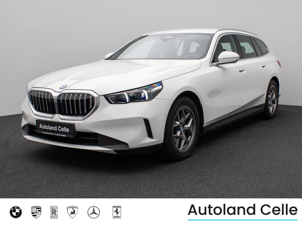 BMW 520 2024 г. Белый, пробег 49898 км