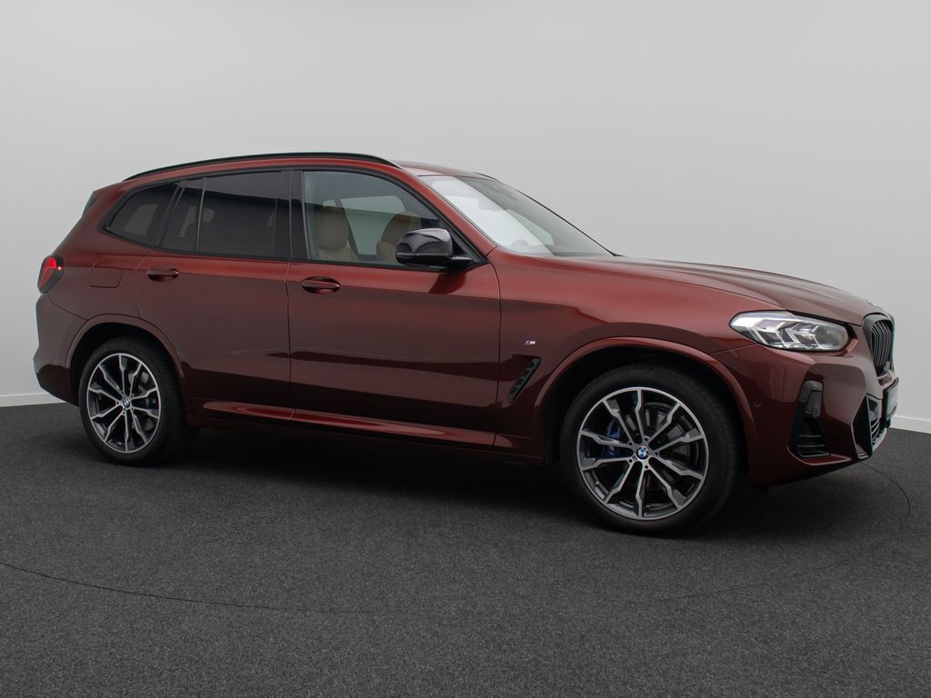 BMW X3 M40 2023 г. Красный, пробег 38877 км