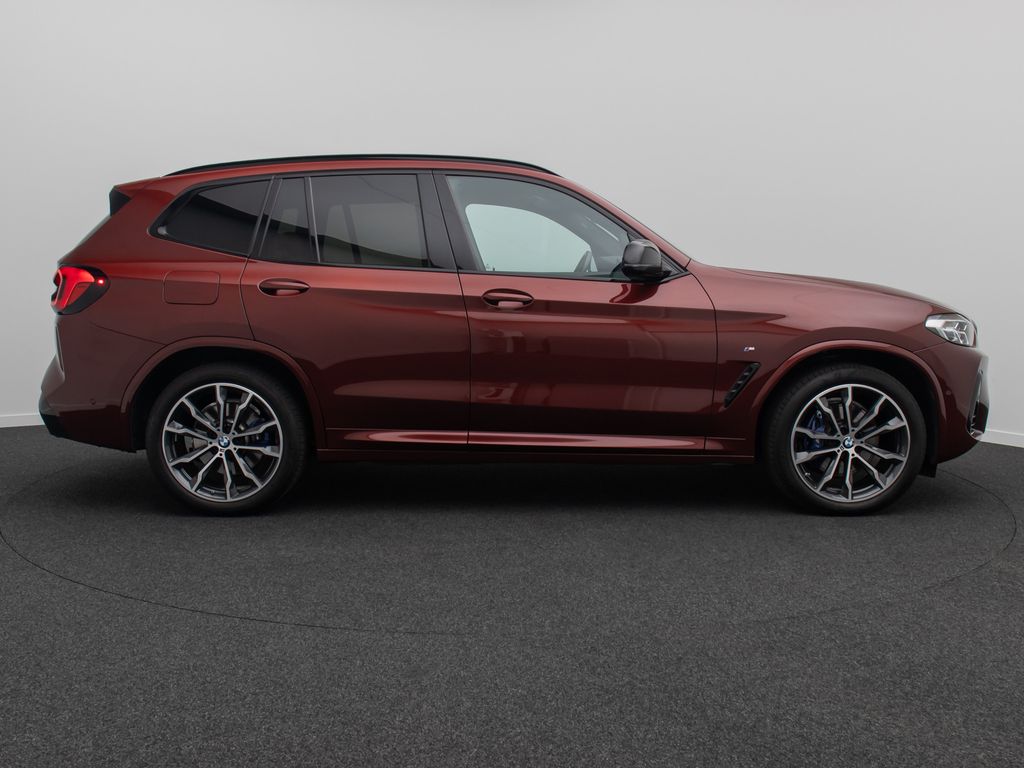 BMW X3 M40 2023 г. Красный, пробег 38877 км