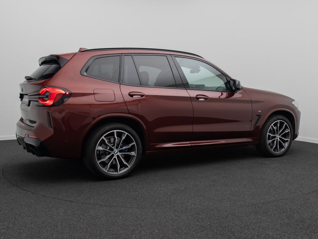 BMW X3 M40 2023 г. Красный, пробег 38877 км