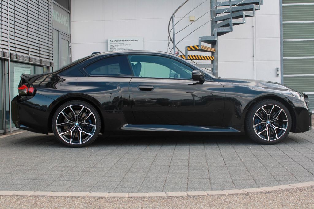 BMW M2 2023 г. Чёрный, пробег 35000 км