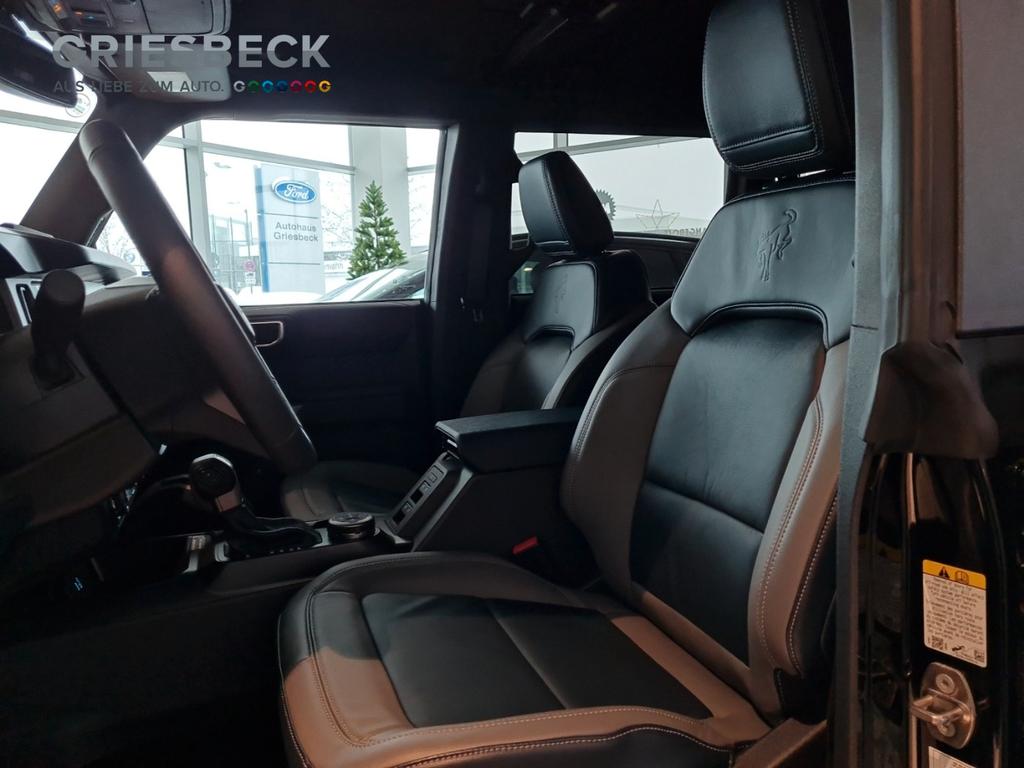 Ford Bronco 2024 г. Чёрный, пробег 32900 км