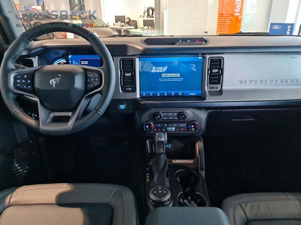 Ford Bronco 2024 г. Чёрный, пробег 32900 км