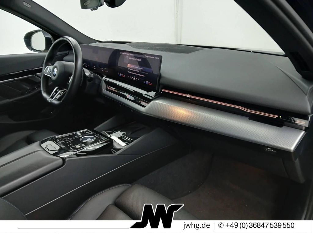 BMW 520 2025 г. Чёрный, пробег 49994 км
