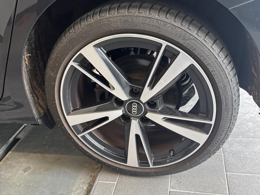 Audi A3 2022 г. Серый, пробег 35992 км