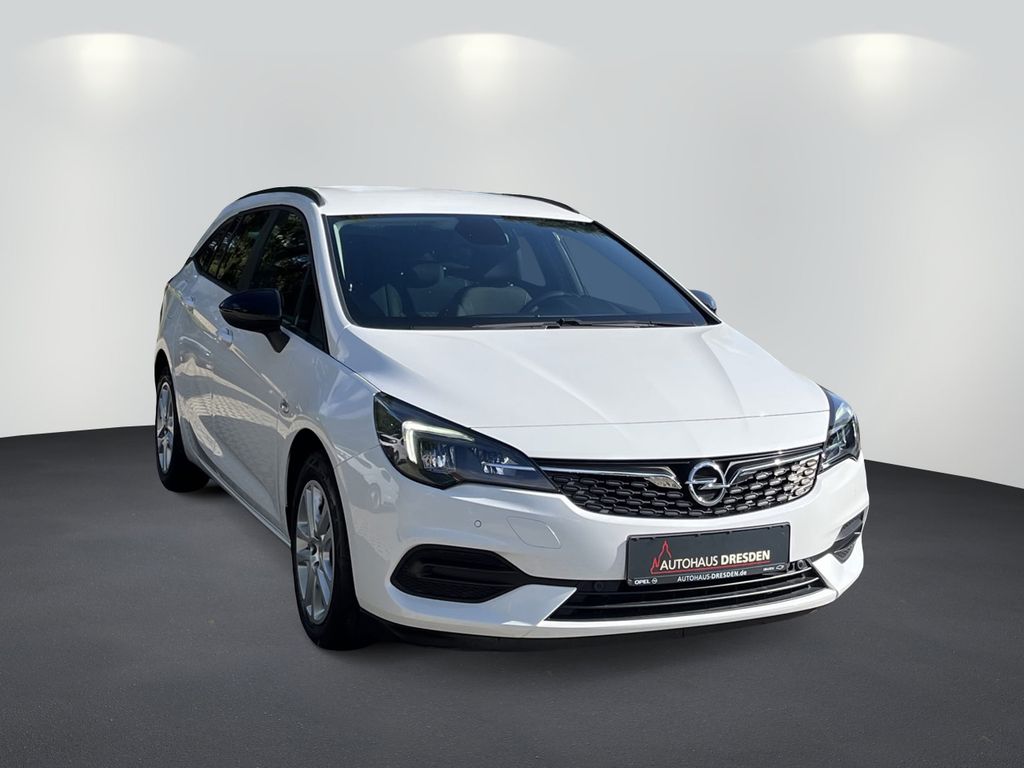 Opel Astra 2021 г. Белый, пробег 56577 км