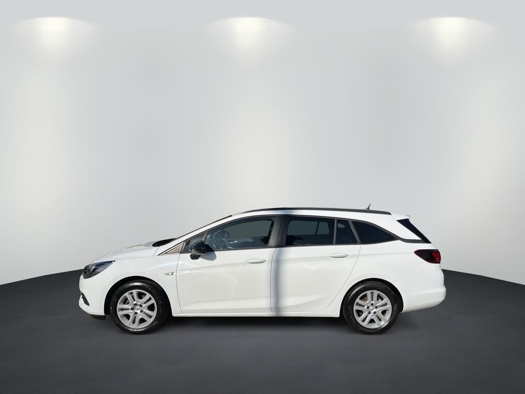 Opel Astra 2021 г. Белый, пробег 56577 км