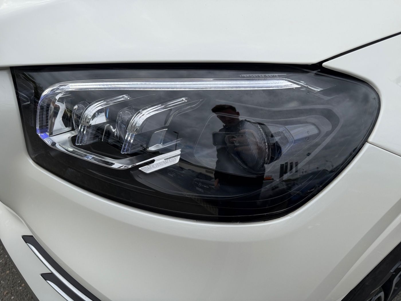 Mercedes-Benz GLS 400 2023 г. Белый, пробег 53572 км