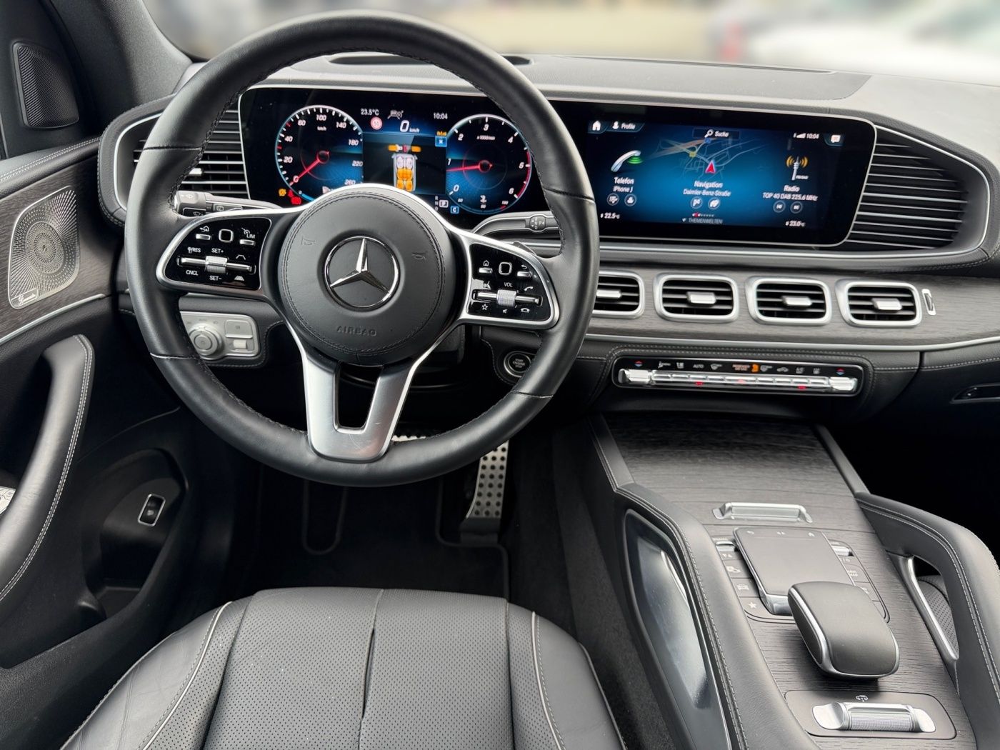 Mercedes-Benz GLS 400 2023 г. Белый, пробег 53572 км