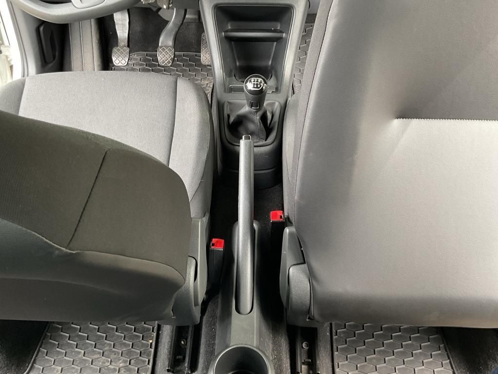 Volkswagen up! 2023 г. Белый, пробег 47441 км