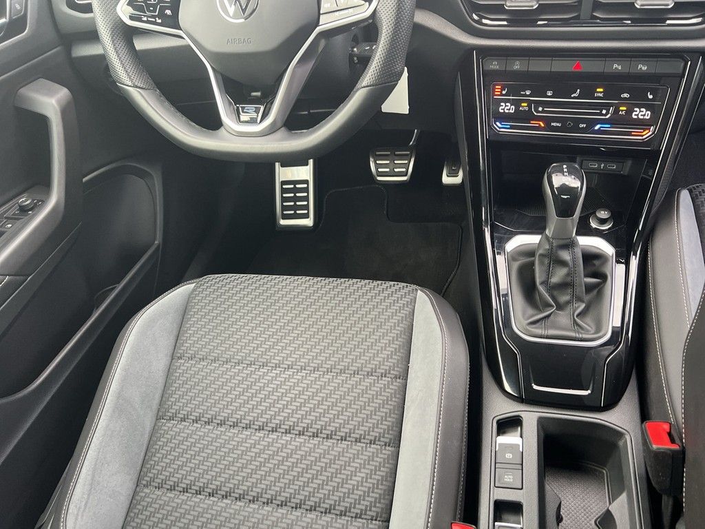 Volkswagen T-Roc 2023 г. Синий, пробег 32688 км