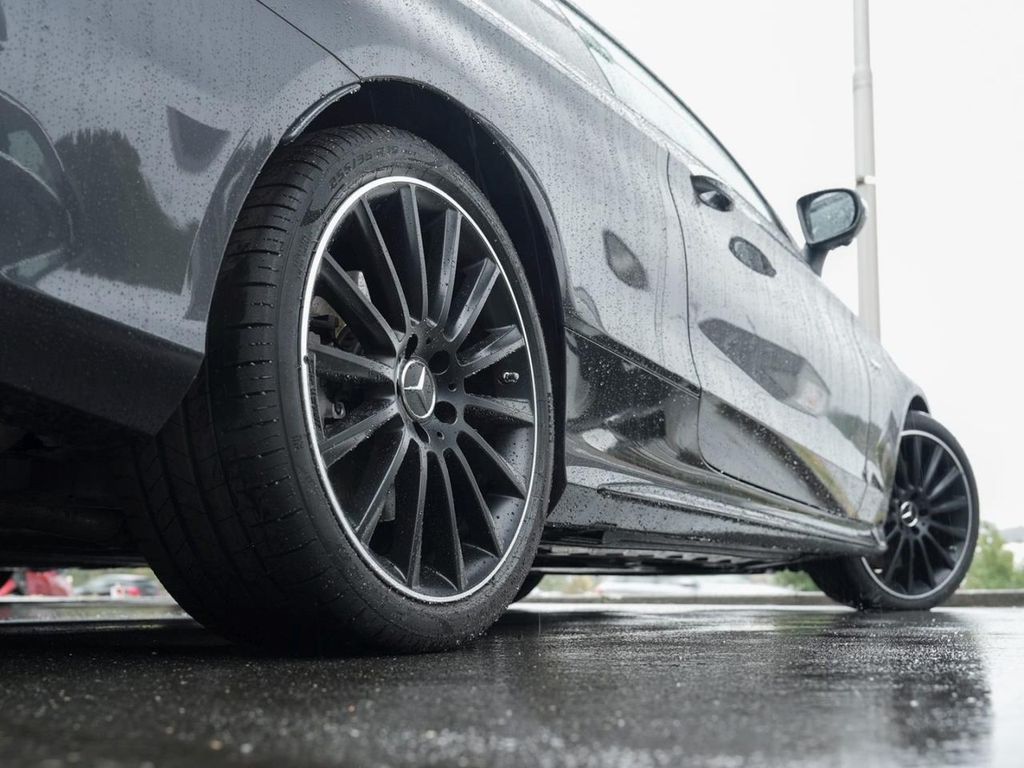 Mercedes-Benz C 43 AMG 2022 г. Серый, пробег 25490 км