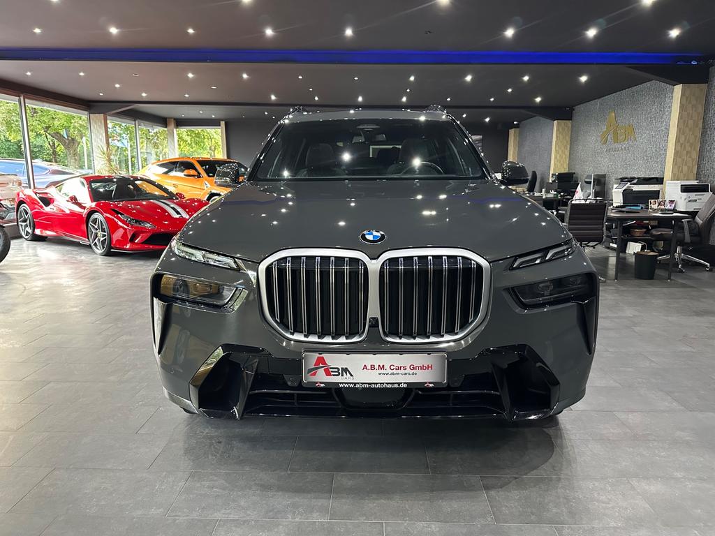 BMW X7 2025 г. Серый, пробег 40000 км