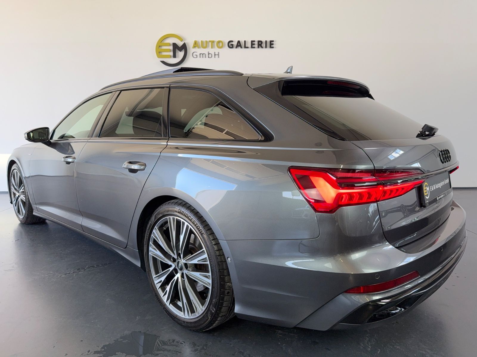Audi A6 2024 г. Серый, пробег 37800 км