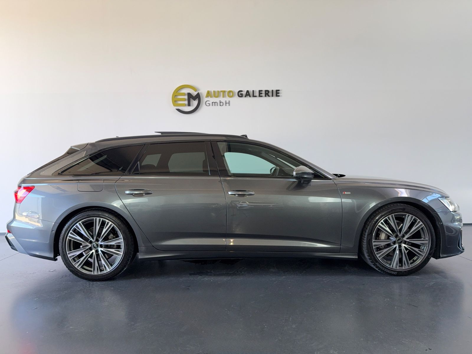 Audi A6 2024 г. Серый, пробег 37800 км