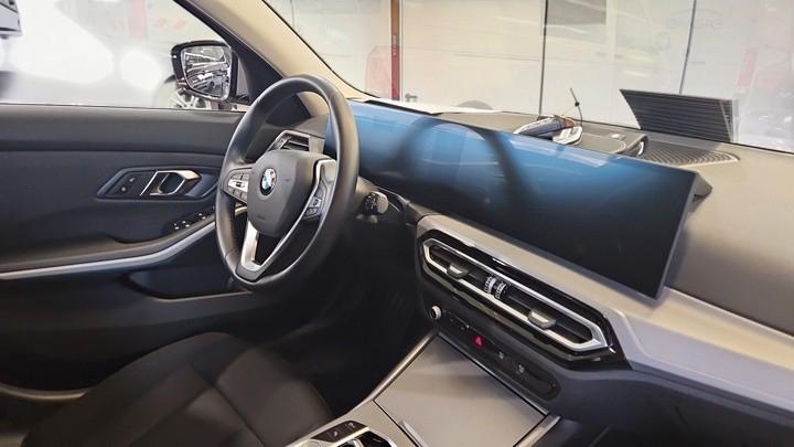BMW 320 2024 г. Серый, пробег 35000 км