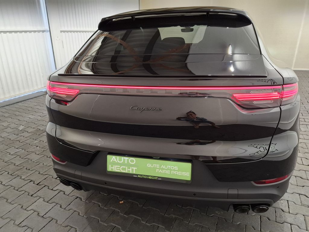 Porsche Cayenne 2026 г. Чёрный, пробег 58000 км